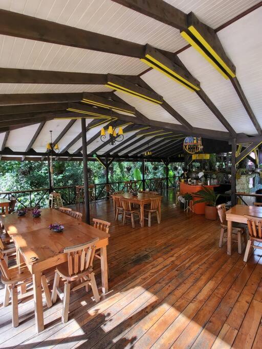 سان جيراردو دو دوتا Unicorn Lodge: Direct Riverfront : Unique Experience المظهر الخارجي الصورة